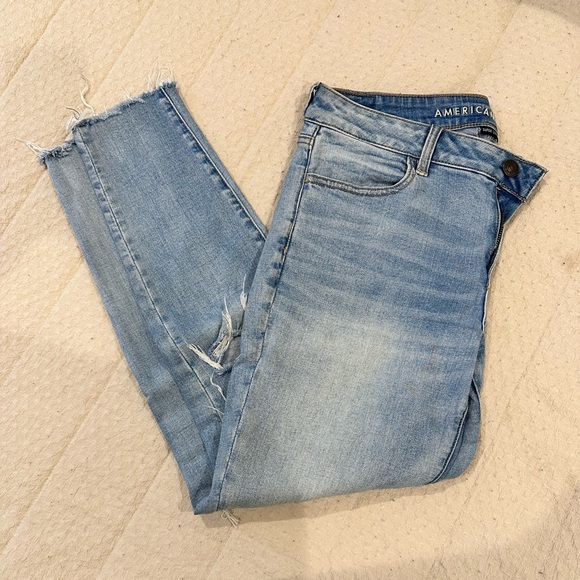 American Eagle jeans, lightly worn, great condition - Picture 6 of 6